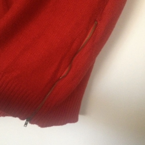 Zara Knit Sweater - Picture 4 of 4